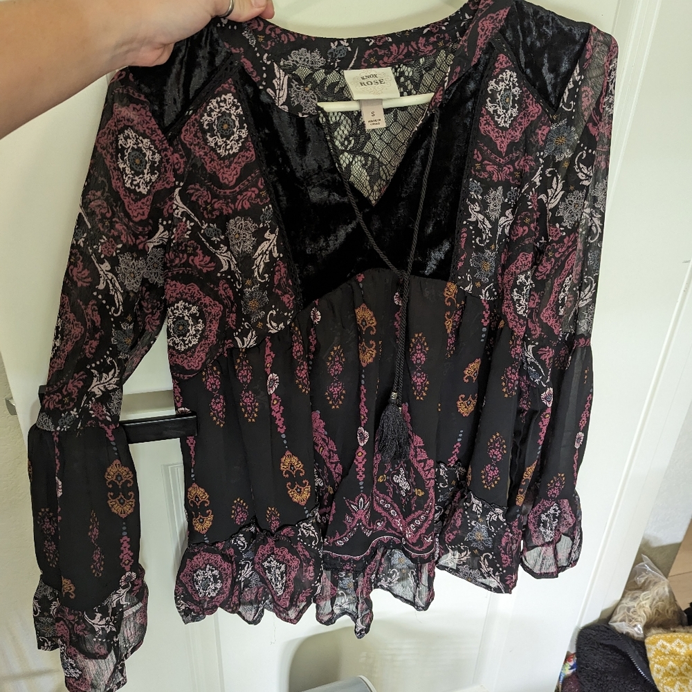 Woman's blouse